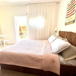 Charming & Cozy Studio בית נופש
