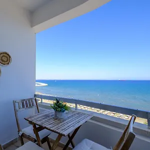 Lazuli Sea View Beachfront- Ap 61 , לרנקה קפריסין